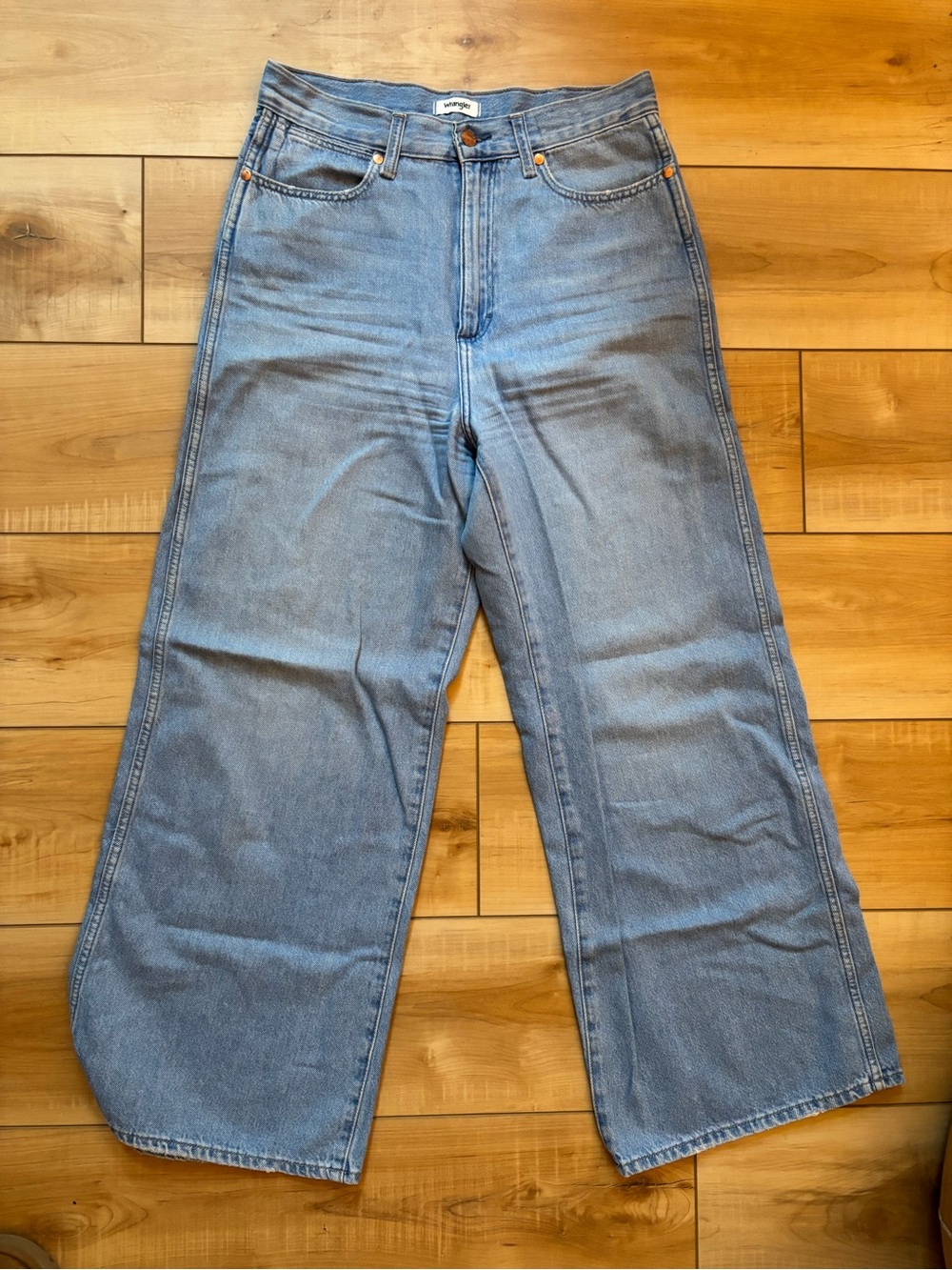 Wrangler Light Blue High-Rise Wide Leg Jeans 661